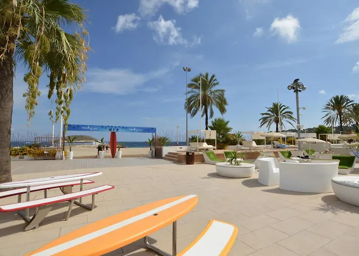 Seafront Apartment In Magaluf